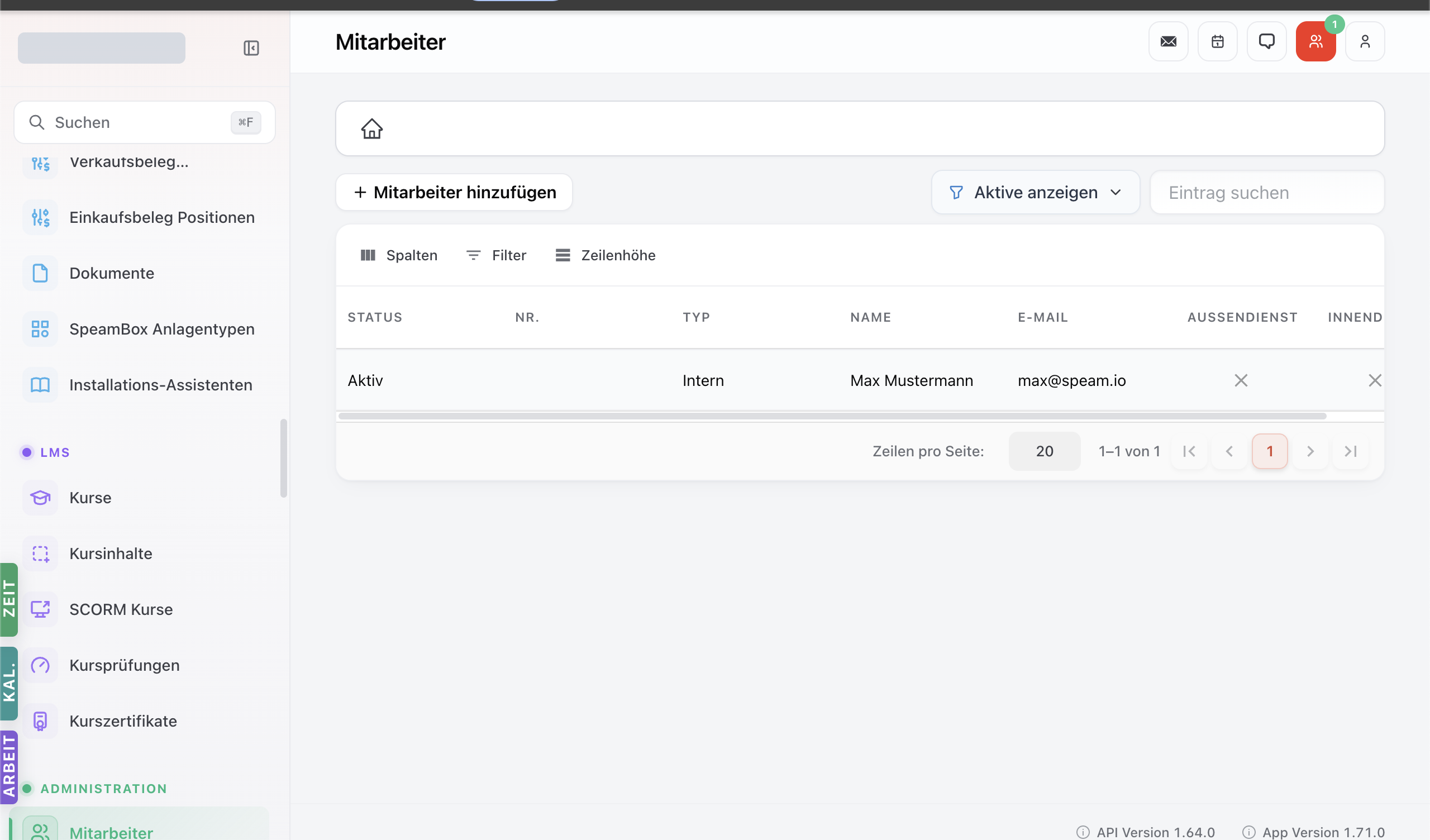Mitarbeiter-Modul mit Tabelle der Employees und Toolbar Spalten / Filter / Zeilenhöhe.
